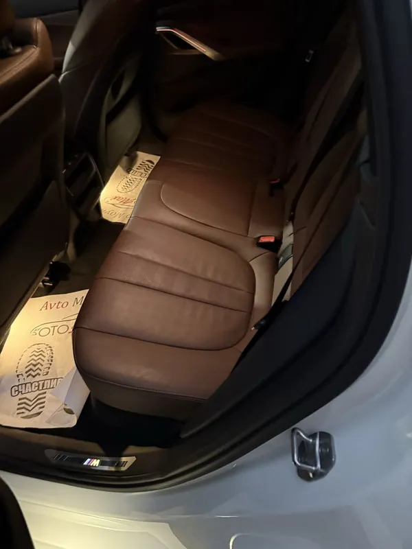 Bmw X6 40i holati idial 7
