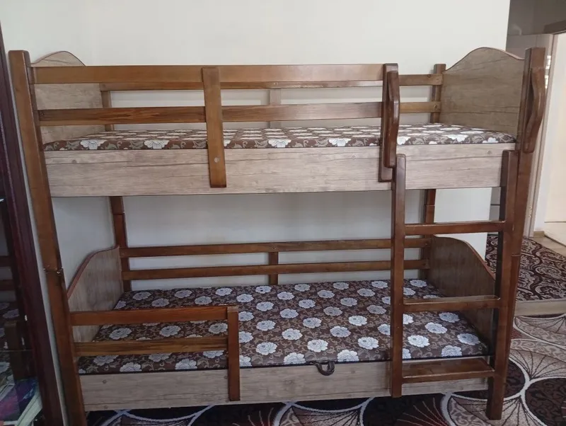 Икки каватли кроват сотилади 2 Икки каватли кроват сотилади 2