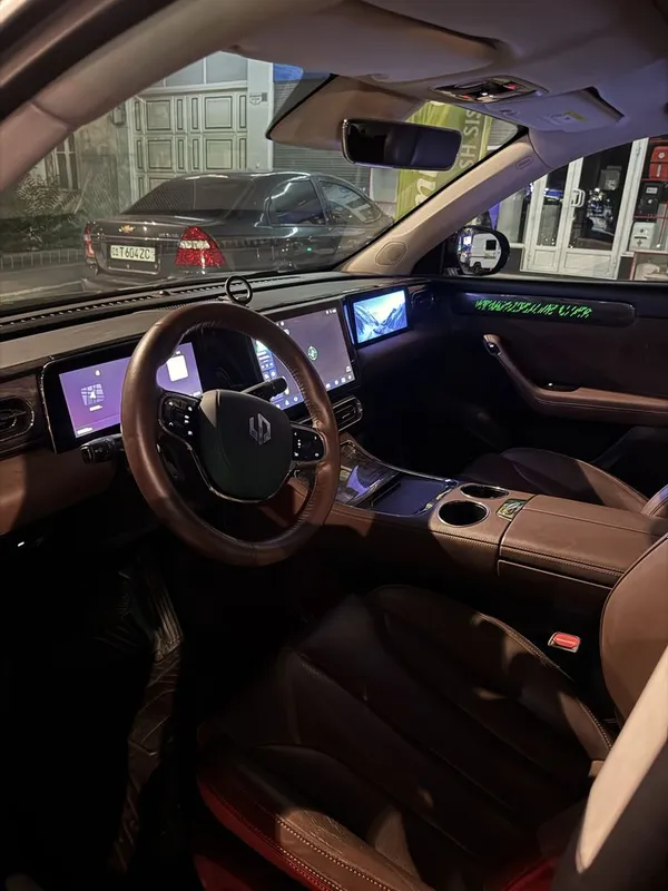 Leapmotor c11 full pozitsiya 3