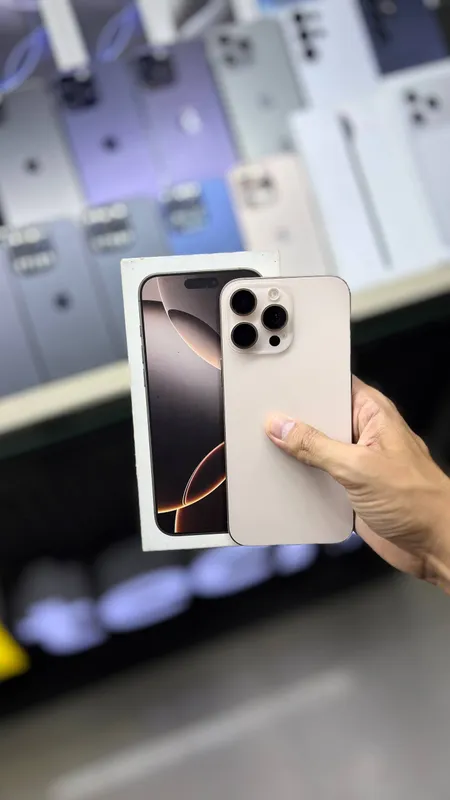 iPhone 16 Pro Max 256GB Desert