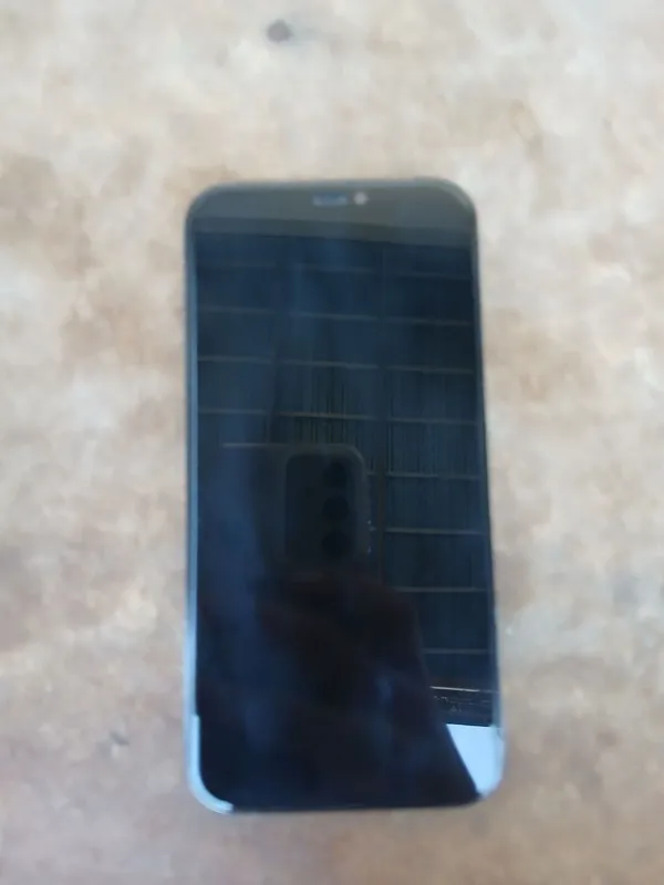 IPhone 12 pro LLA