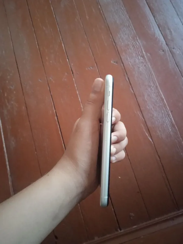iPhone 11 128 GB, емкость 74, состояние идеальное, цена 210$ 9 iPhone 11 128 GB, емкость 74, состояние идеальное, цена 210$ 9