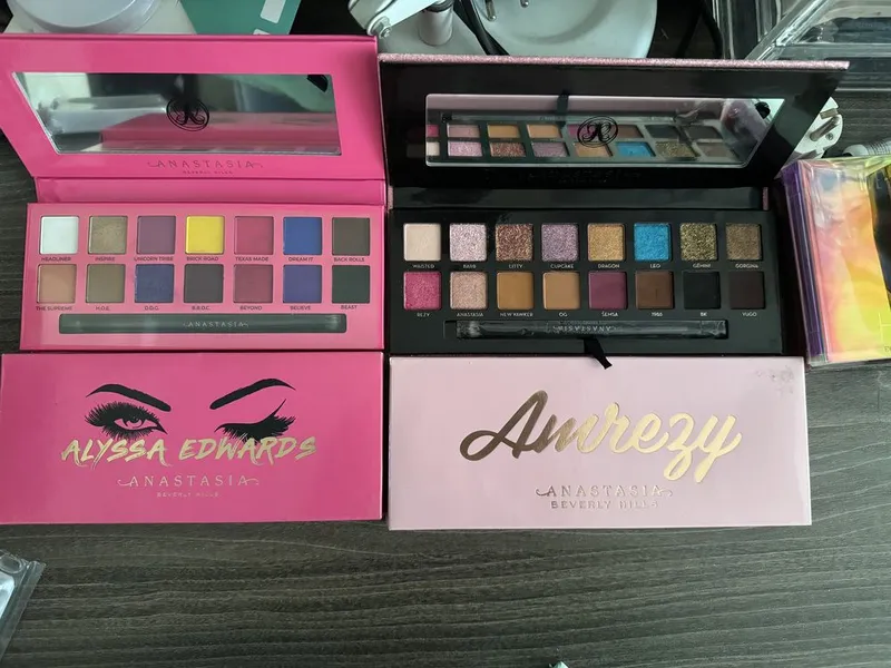 Палетки теней оригинал Huba beauty Anastasia Beverly Hills Tarte — фото 4