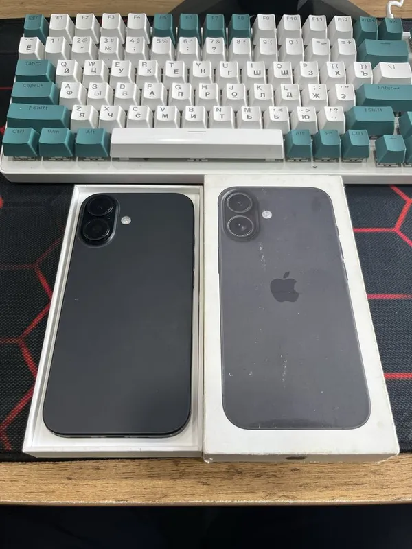 Iphone 16 128gb black