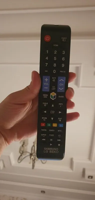 Smart TV 43 телевизор — фото 1