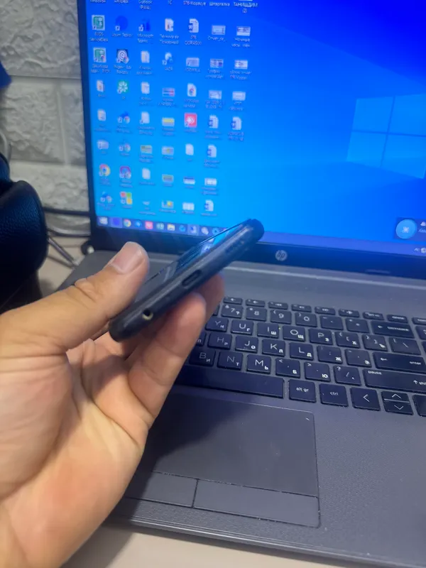Samsung a22 srocniy sotiladi 3