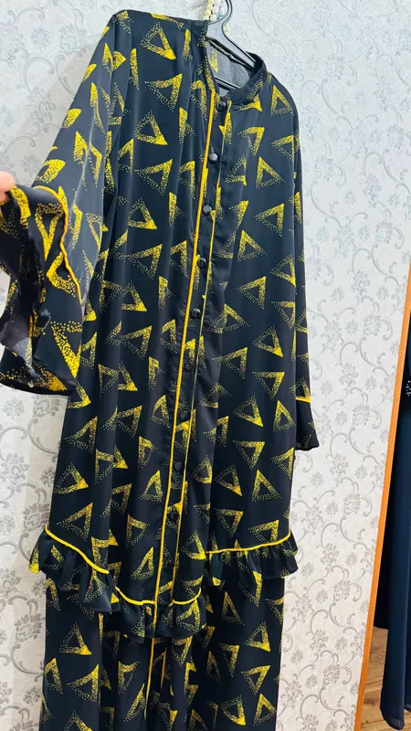 kiyimlar ozgina kiyilgan 4