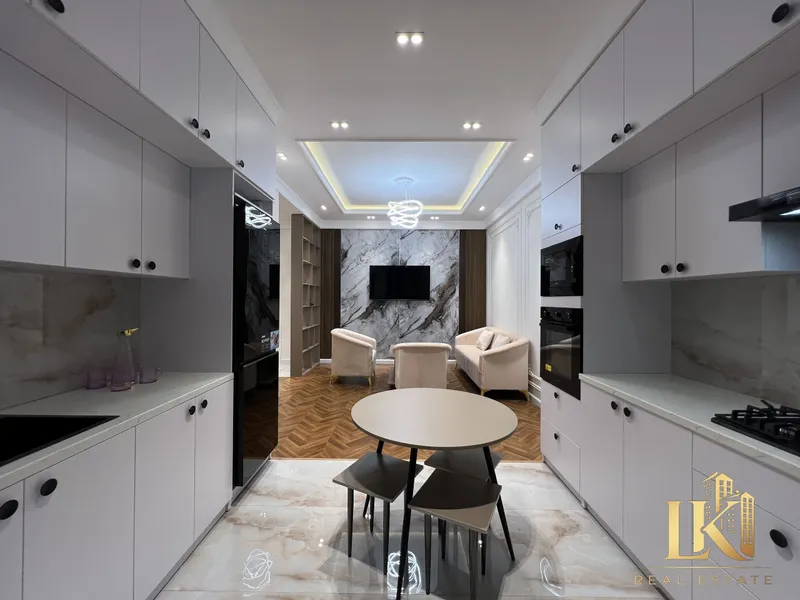 Продаётся 3-комнатная квартира в ЖК Park City (Алмазарский район) 2