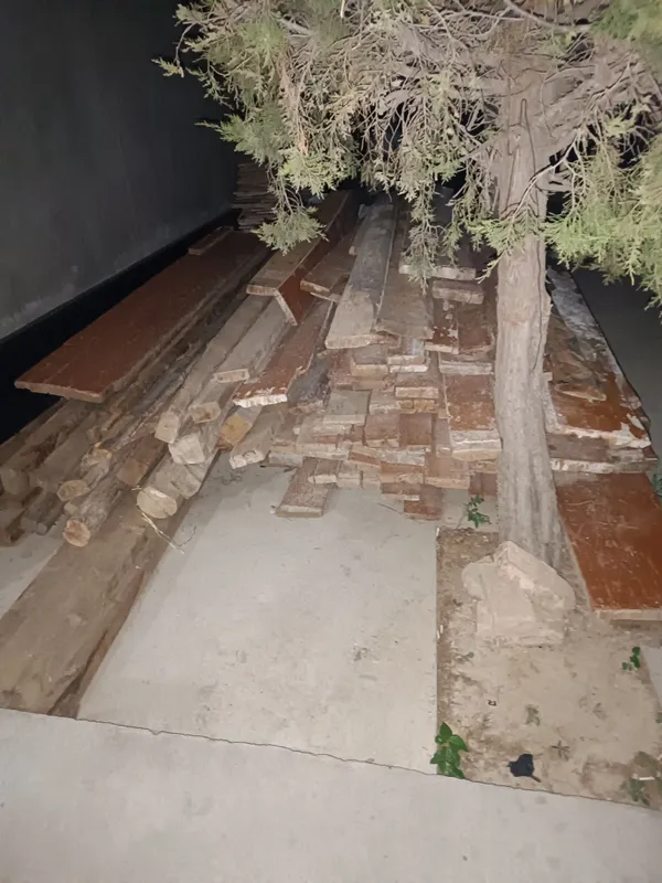 Taxtala bor uzunasi ikki yarim metir 3 Taxtala bor uzunasi ikki yarim metir 3