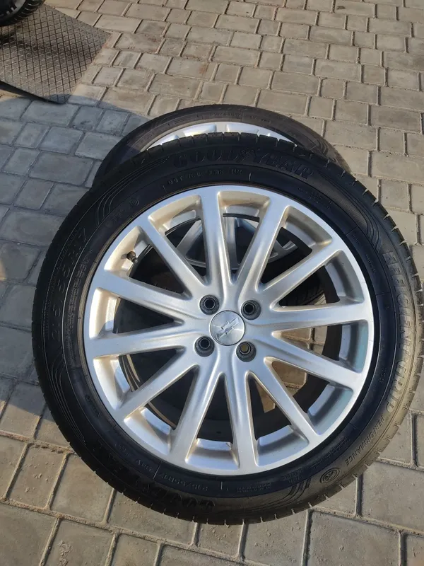 Cobalt R17 diska balon sotiladi spitsa shirokiy