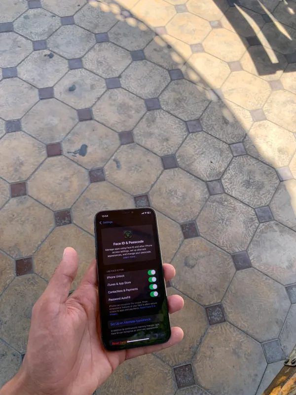 iPhone xs 3