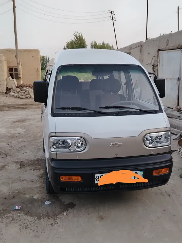 Yili 2022 Moshina idealnj 2