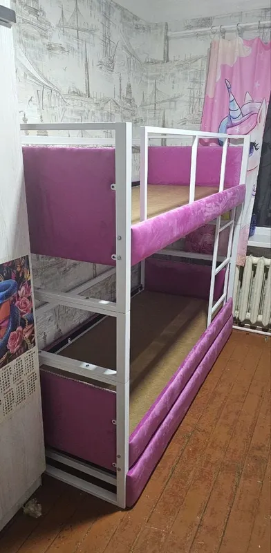 Uch qavatli temir karavot sotiladi, bolalar va kattalar uchun Uch qavatli temir karavot sotiladi, bolalar va kattalar uchun