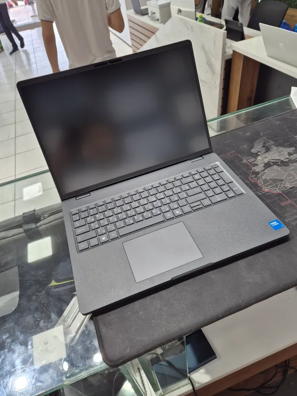 Dell pro 15 essentional 3