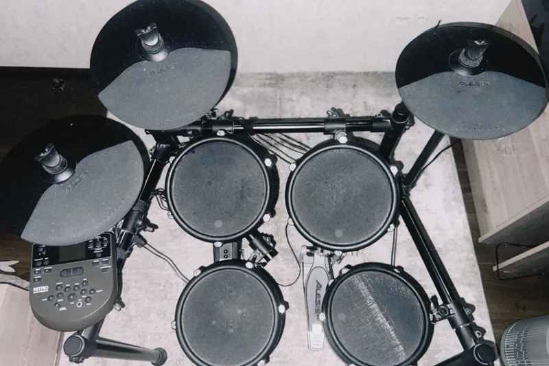 Электронная барабанная установка ALESIS NITRO