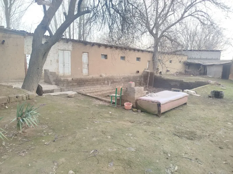 Ховли жой Сотилади ёки арендага ёки алишамиз. 5