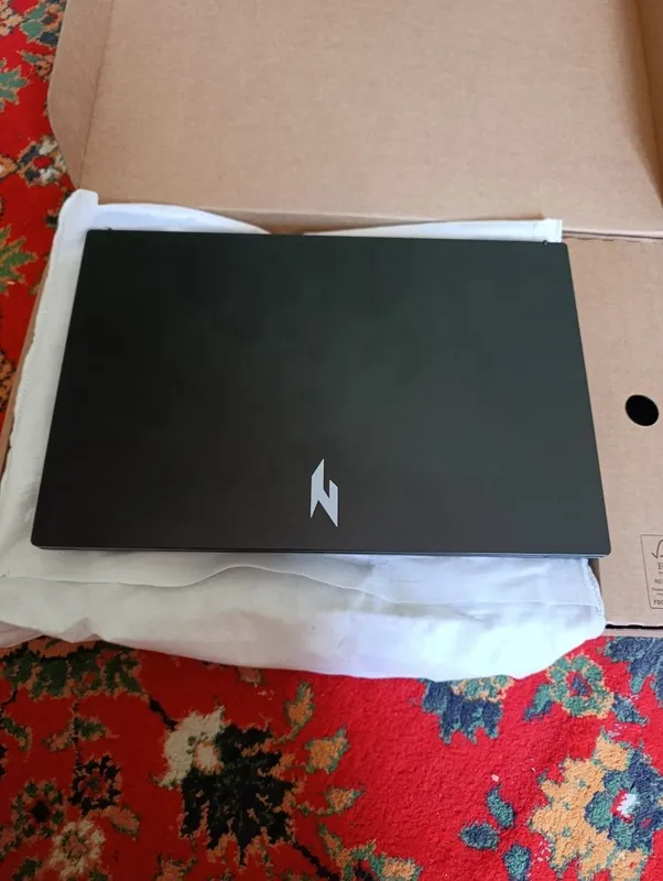 lenovo celeron N4020 4/1tb 8 lenovo celeron N4020 4/1tb 8