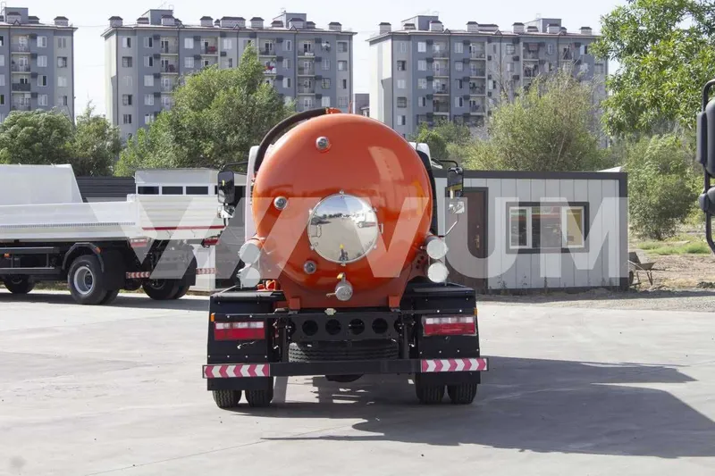 Ассенизационная машина FAW Tiger V 4х2 6м³ — фото 3