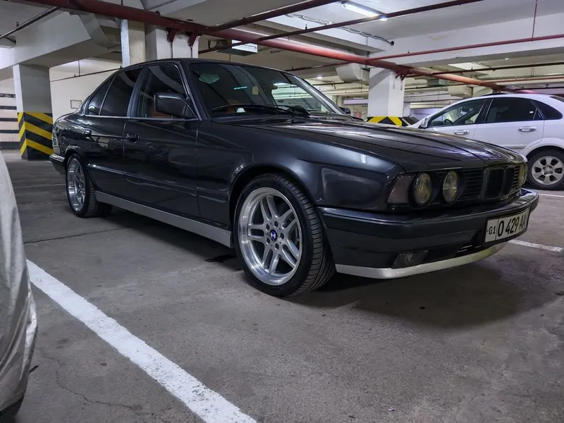 BMW E34 • 1988 год • M52B28 • МКПП • 25 лет в одних руках 2 BMW E34 • 1988 год • M52B28 • МКПП • 25 лет в одних руках 2