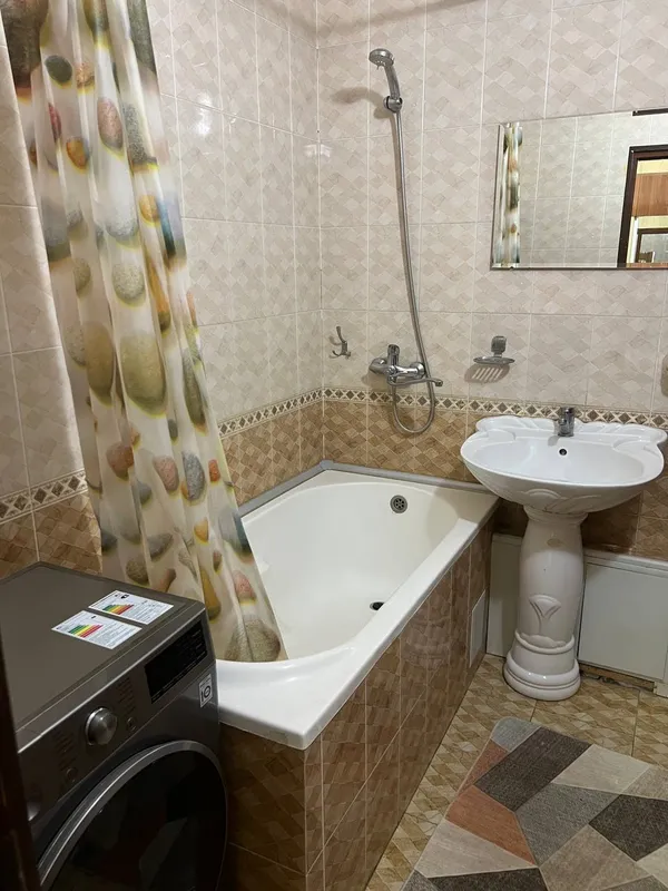Квартира 3-комнатная, 70 м², 3/9, Генерал Узаков кочаси (Шайхантахурский район) — фото 6