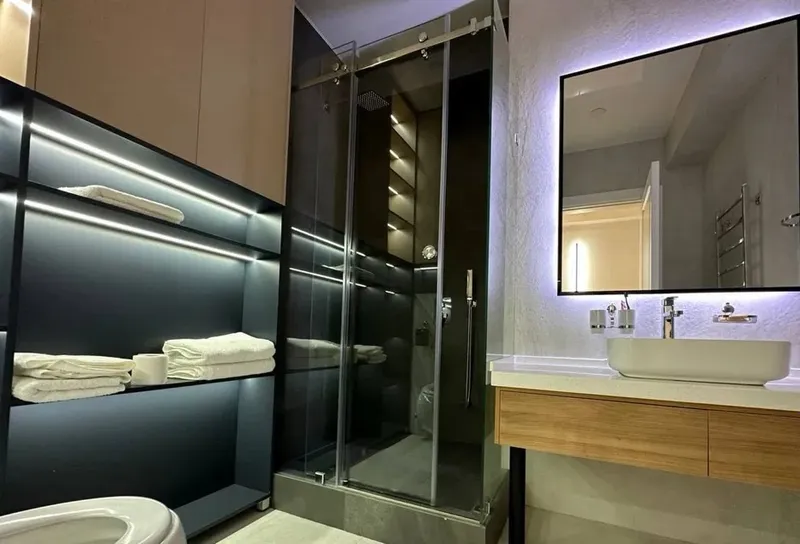 Gospitalniy • 3 xona • 105 m² • 6/12-qavat 10 Gospitalniy • 3 xona • 105 m² • 6/12-qavat 10