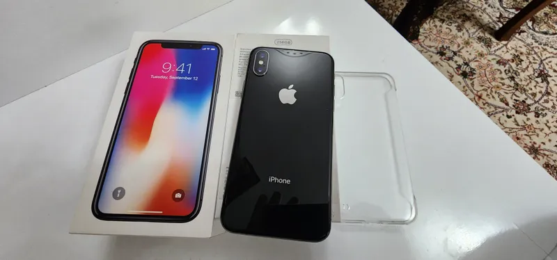 iphone X LL/A 256GB Karobka Dk aybi Face 1