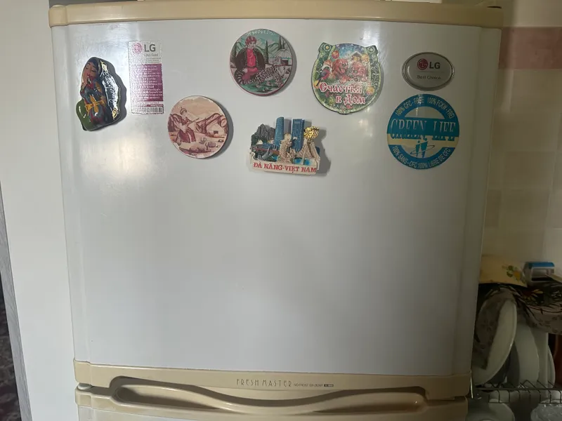 Продам холодильник 2 Продам холодильник 2