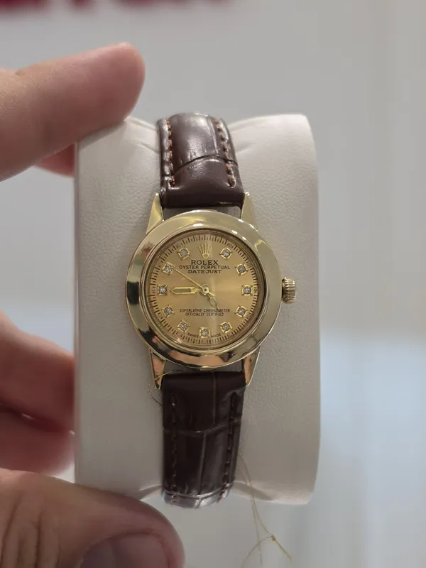 Прожам женские золотве часы Rolex — фото 2