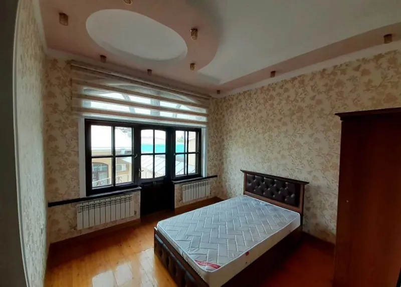 Продаётся дом в Центре Ташкента р.Яккасарайский Саламатина 7