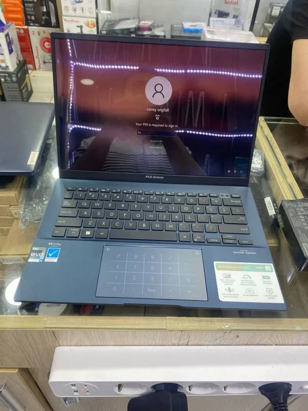 Гарантияси бор 389$ 1