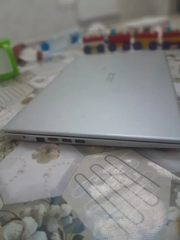 Исм:Acer 4