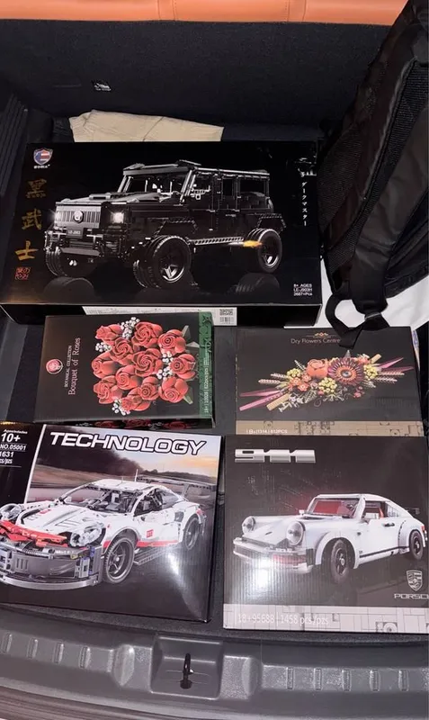 LEGO Technic konstruktorlari — McLaren, Porsche, Mercedes G-Wagon, BMW va gullar 1 LEGO Technic konstruktorlari — McLaren, Porsche, Mercedes G-Wagon, BMW va gullar 1