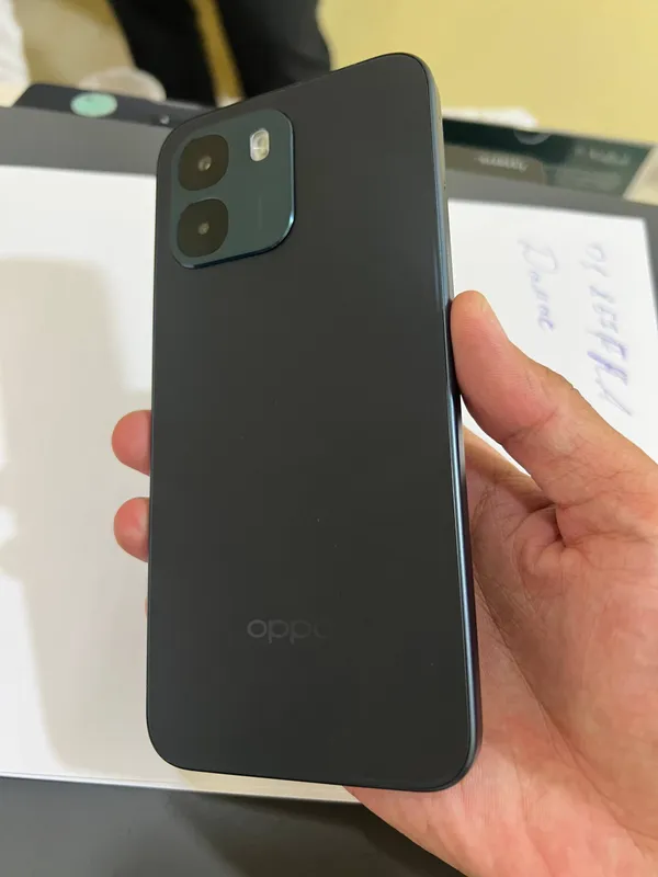 Oppoq A6 4