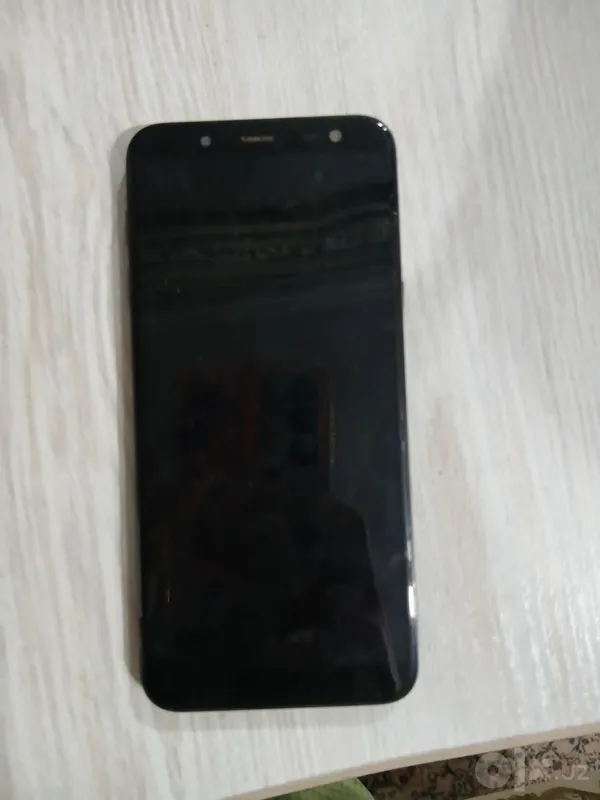 Samsung J6 Holati o'rta 2 Samsung J6 Holati o'rta 2