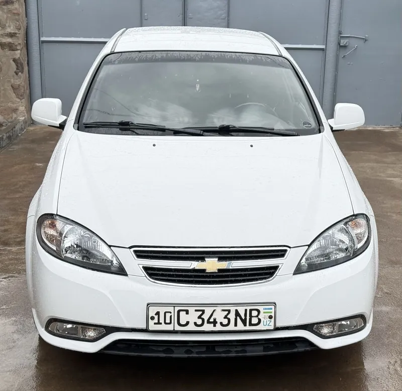 Продаётся Жентра автомат 2015 года Продаётся Жентра автомат 2015 года