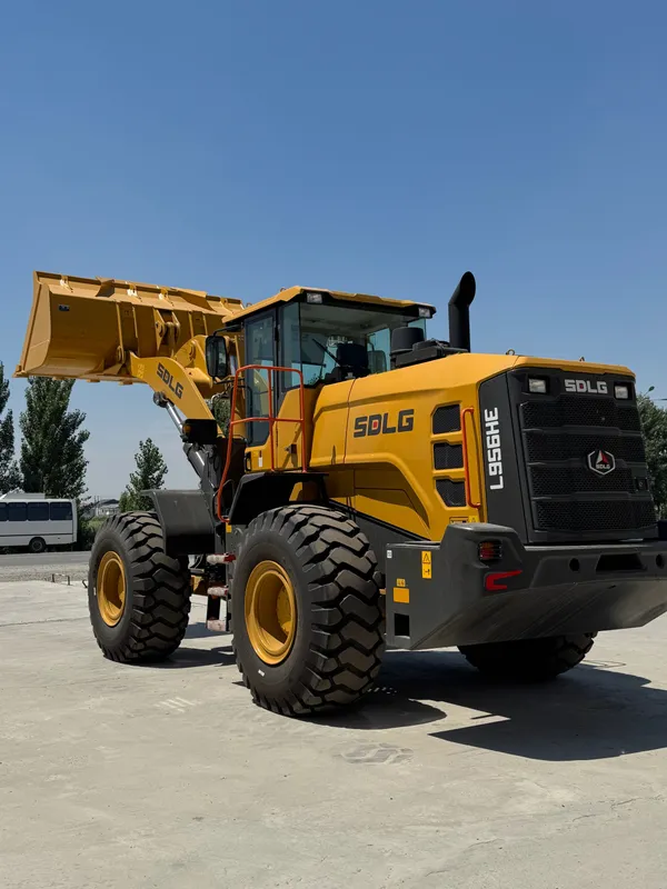 Погрузчик L956HE 3.2 кубов 3 Погрузчик L956HE 3.2 кубов 3