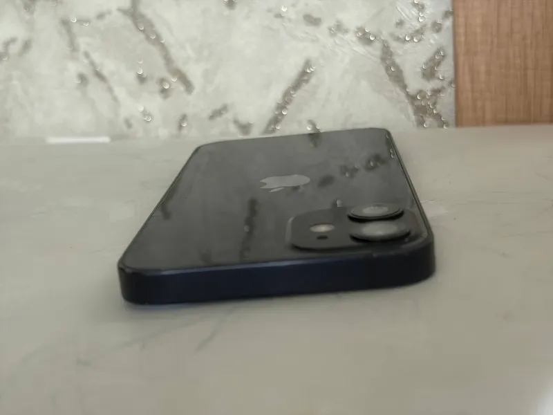 iPhone 12 mini sotiladi xolati zoʻr — фото 2