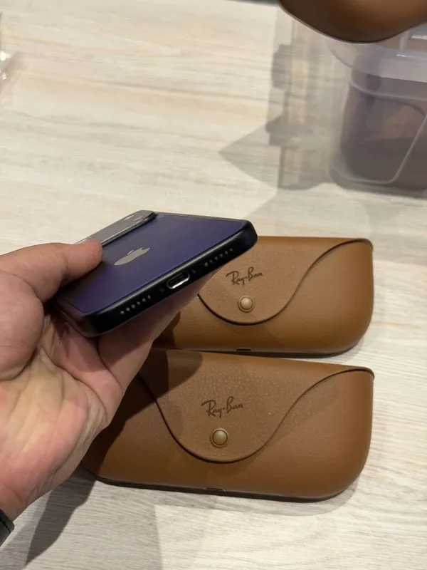 Iphone 17 pro max 1599$ qora limited edition 7