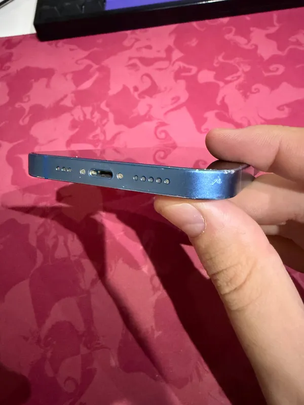 iPhone 13 | 256 GB | Blue | Емкость 74% 3 iPhone 13 | 256 GB | Blue | Емкость 74% 3
