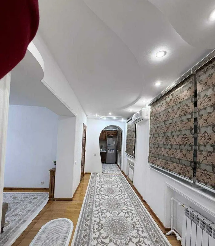 Chilonzor, 6-kvartal, 2/2/4, balkon 2/6, mo‘ljal «Parus» 4