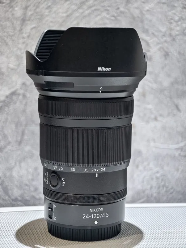 Объектив Nikon Nikkor Z 24-120mm f/ 1 Объектив Nikon Nikkor Z 24-120mm f/ 1