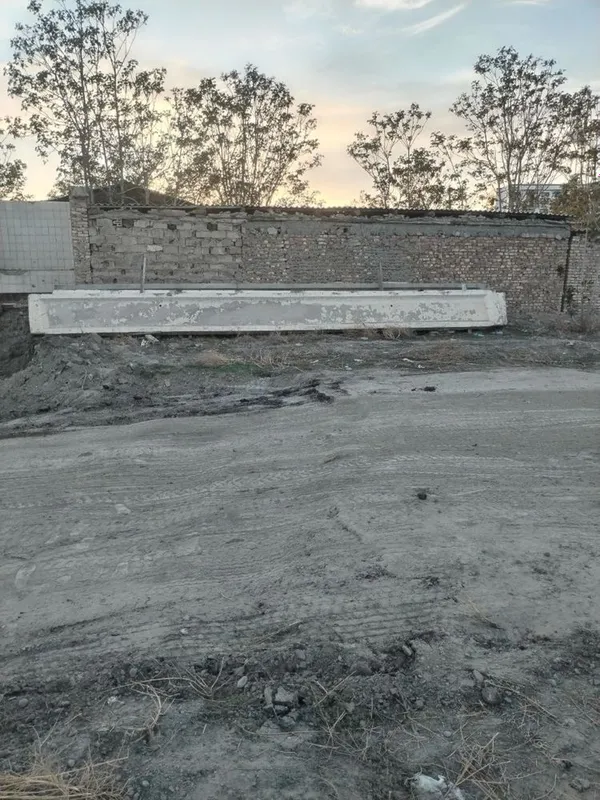 Железа бетоный балка