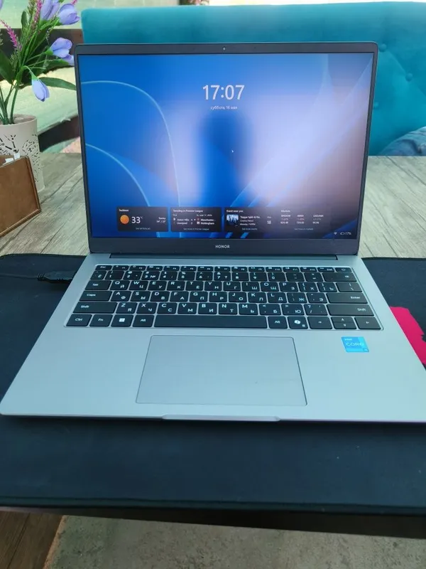 Honor MagicBook X14 3