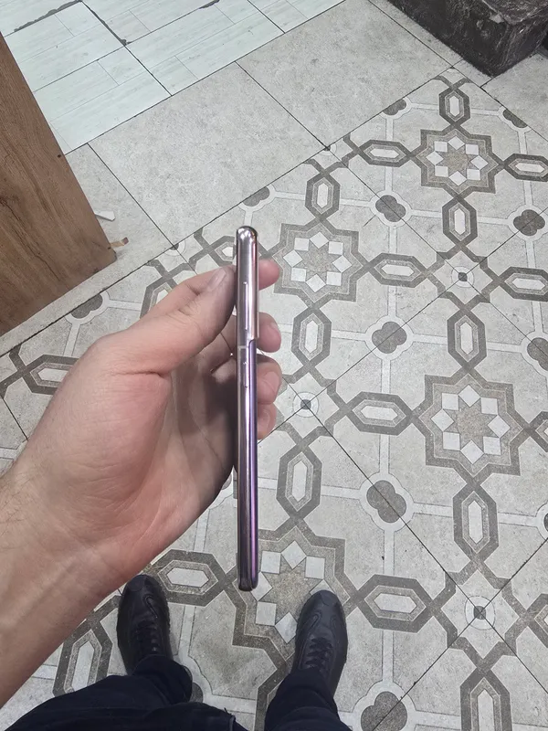 Samsung S21 5G 3 Samsung S21 5G 3