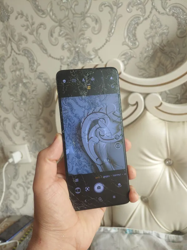 TCL Smartfon 8/256GB Android 13 — фото 4
