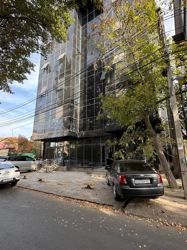 Сдаётся аренда под офис либа под бизнес Юунусобод цетир 1