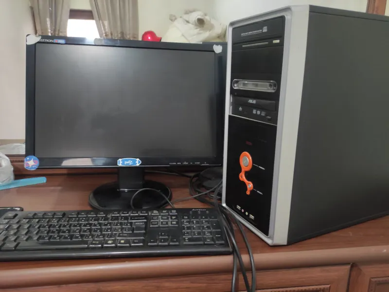 Продаётся компьютер, всё работает 1
