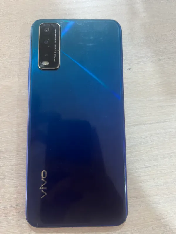 Телефон Vivo V2027 — фото 1