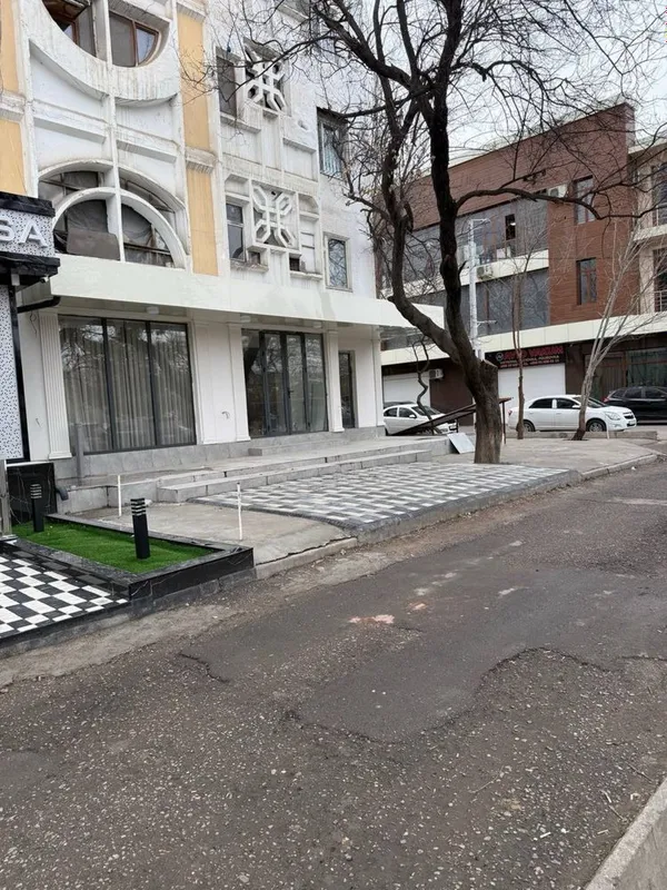 Юнусабад 2 Квартал Универсам Продается Нежилой 1 Этаже 2 Юнусабад 2 Квартал Универсам Продается Нежилой 1 Этаже 2