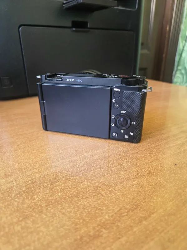 Камера Sony zv-e10 — фото 1